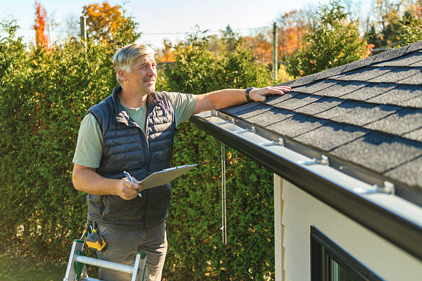 Professional Metal Roofing technician working in Waldo, AR